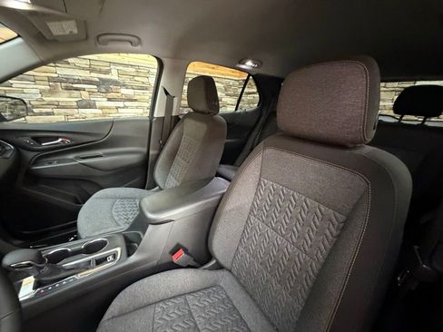 Used 2023 Chevrolet Equinox LT AWD/4WD image 12