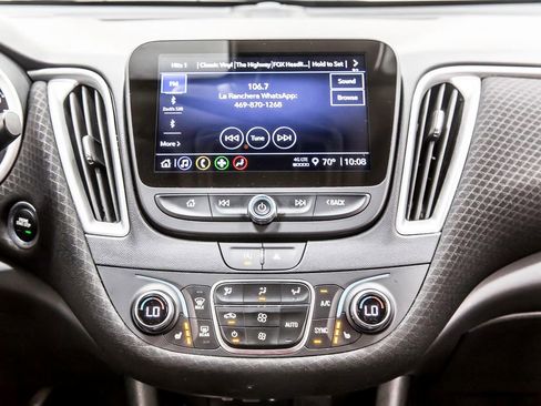 Used 2024 Chevrolet Malibu LT image 19