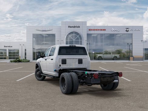 New 2026 RAM 5500 Tradesman AWD/4WD image 3