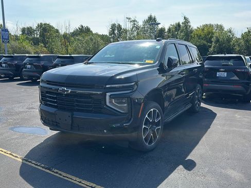 Used 2025 Chevrolet Tahoe RST w/ Comfort Package AWD/4WD image 5