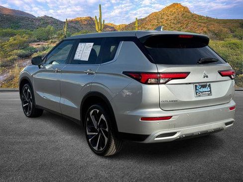 Used 2024 Mitsubishi Outlander SE image 7