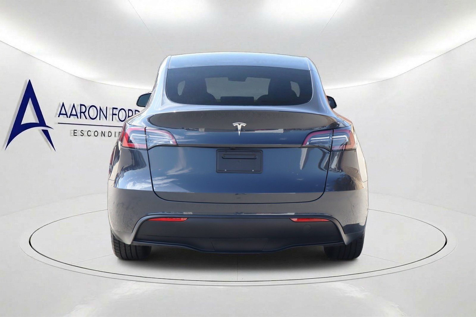 Used 2024 Tesla Model Y Long Range RWD image 5