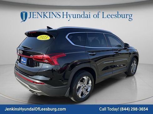 Used 2023 Hyundai Santa Fe SEL FWD image 3