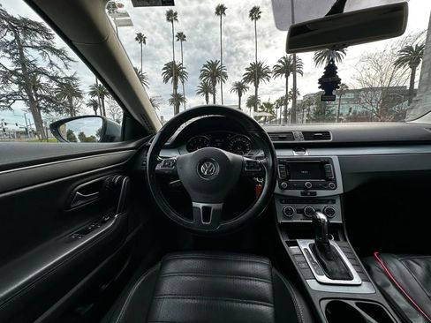 Used 2013 Volkswagen CC Lux image 11