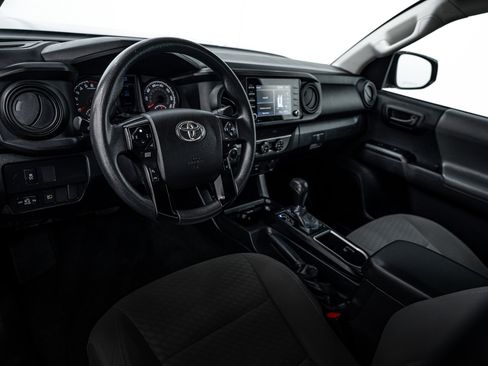 Used 2021 Toyota Tacoma SR image 11