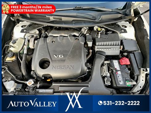 Used 2021 Nissan Maxima SR w/ Sport Mat Group FWD image 41