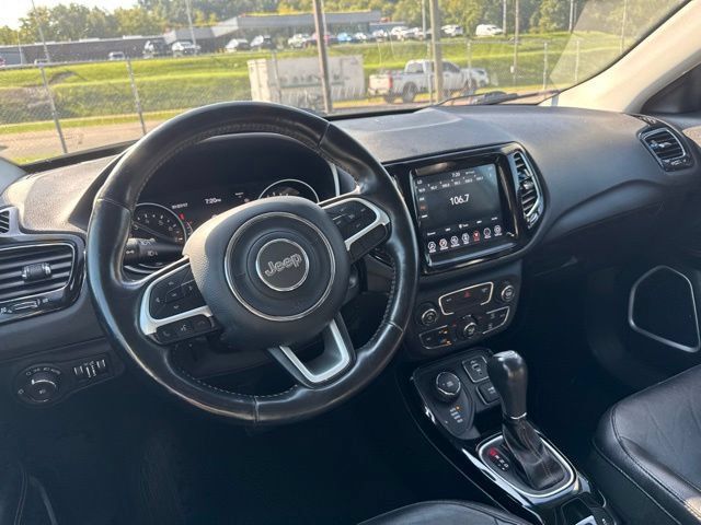 Used 2019 Jeep Compass Limited AWD/4WD image 12