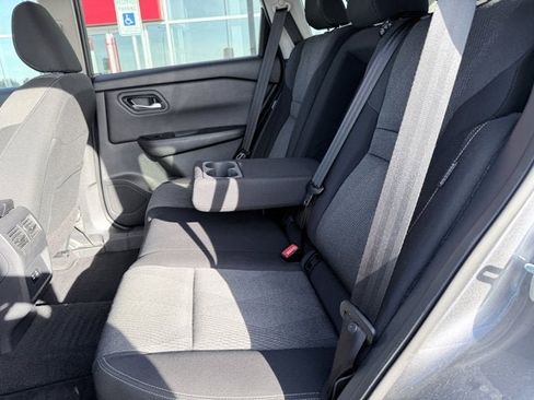 Certified 2024 Nissan Rogue SV image 19