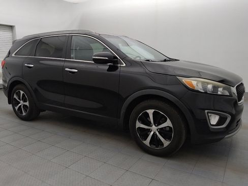 Used 2016 Kia Sorento EX FWD image 11