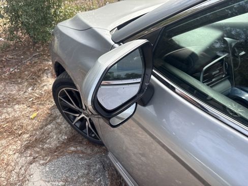 Used 2022 Toyota Camry SE image 14