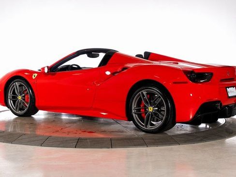 Certified 2019 Ferrari 488 Spider image 7