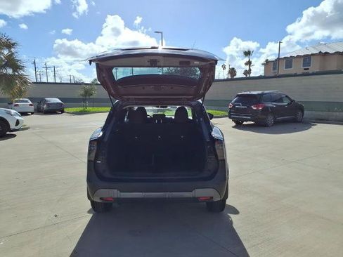 Certified 2025 Nissan Kicks S FWD image 20