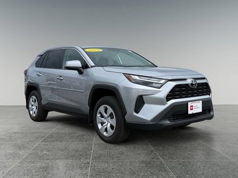 Certified 2025 Toyota RAV4 LE image 8