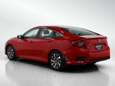 Used 2016 Honda Civic EX image 3