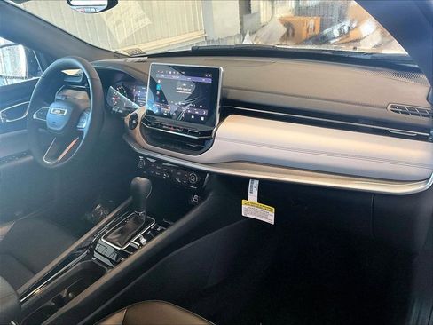 New 2026 Jeep Compass Limited image 10