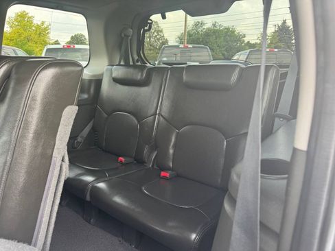 Used 2012 Nissan Pathfinder Silver RWD image 31