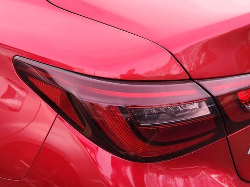Used 2018 INFINITI Q50 Red Sport 400 w/ Sensory Package (Sport) AWD/4WD image 9