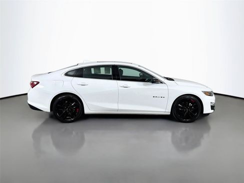 Used 2022 Chevrolet Malibu LT w/ Leather Package FWD image 10