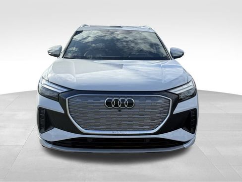 Used 2023 Audi Q4 e-tron Premium Plus image 9