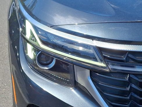 Certified 2024 Kia Seltos S FWD image 8