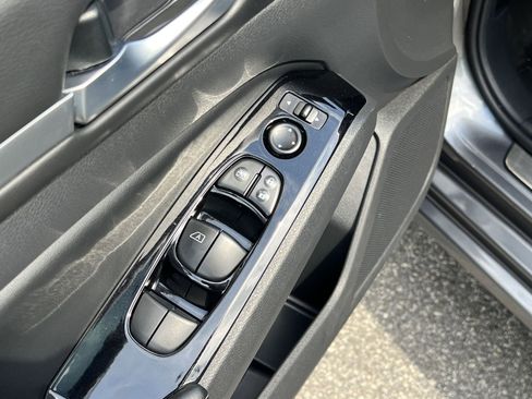 Certified 2024 Nissan Altima 2.5 SL AWD/4WD image 17