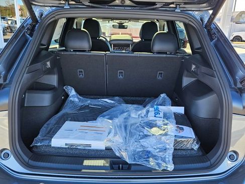 New 2026 Volkswagen Tiguan SE R-Line image 12