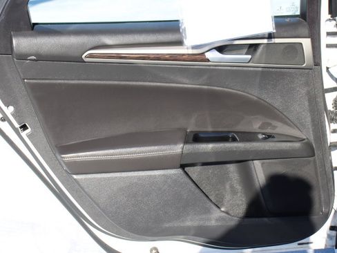 Used 2014 Ford Fusion Energi SE w/ Driver Assist Package image 13