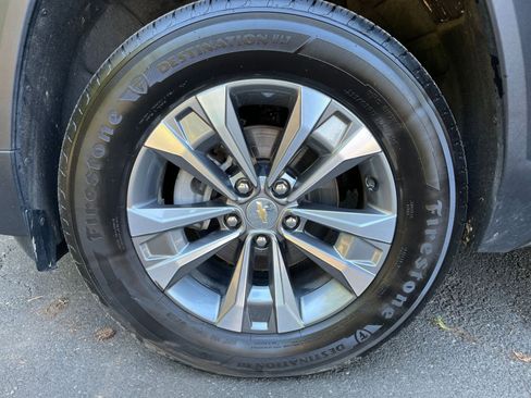 Used 2025 Chevrolet Equinox LT FWD image 31