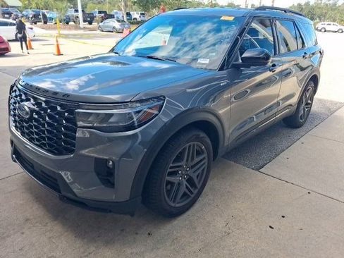 Used 2026 Ford Explorer ST-Line w/ ST-Line Street Pack RWD image 1