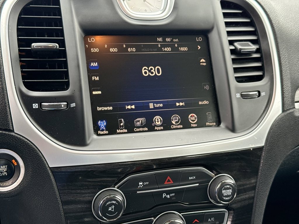 Used 2015 Chrysler 300 Limited w/ 300 Premium Group AWD/4WD image 19