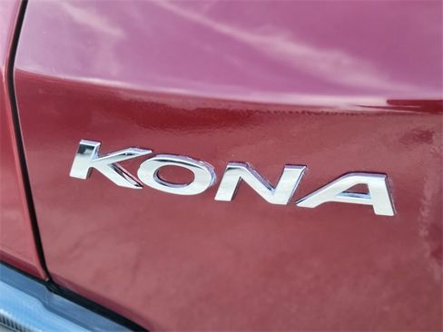 Used 2023 Hyundai Kona SEL image 5