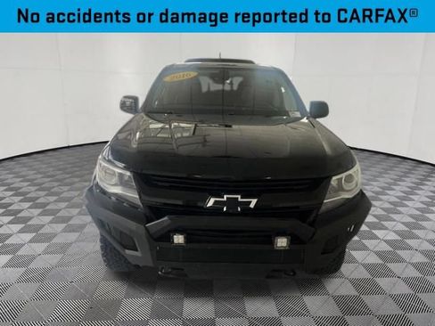 Used 2016 Chevrolet Colorado LT w/ Midnight Edition AWD/4WD image 2