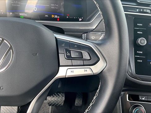 Used 2024 Volkswagen Tiguan S image 12