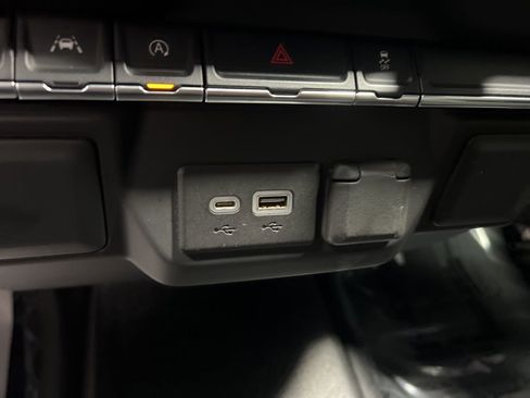 Used 2022 Chevrolet Silverado 1500 W/T image 30