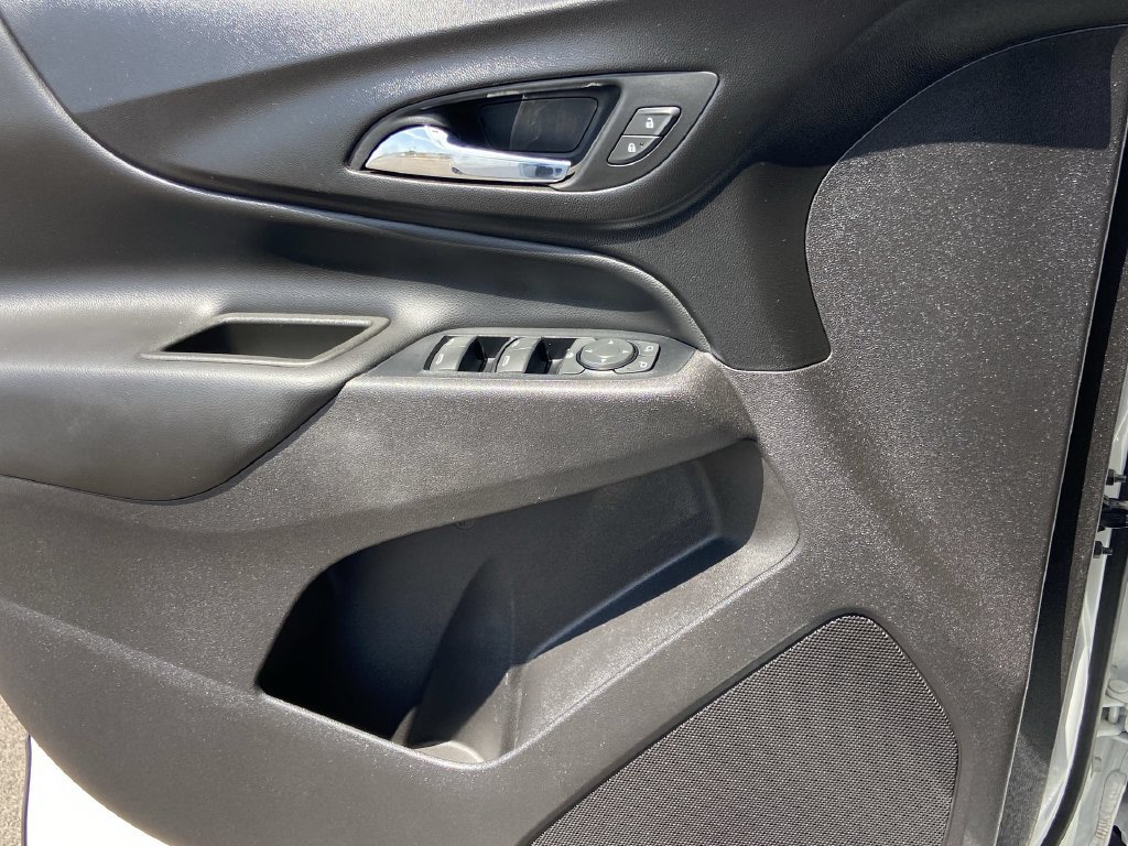 Used 2019 Chevrolet Equinox LT FWD image 17