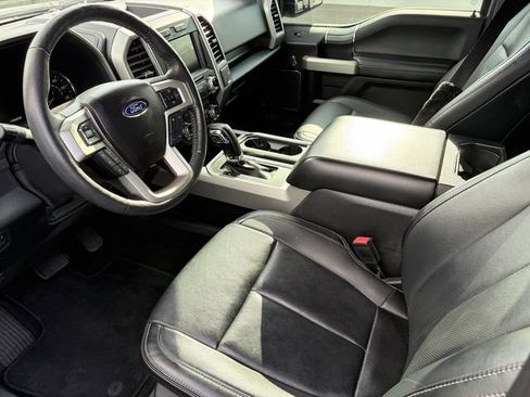 Used 2018 Ford F150 Lariat w/ Equipment Group 502A Luxury AWD/4WD image 8