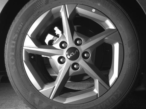 Used 2025 Kia K4 LXS image 15