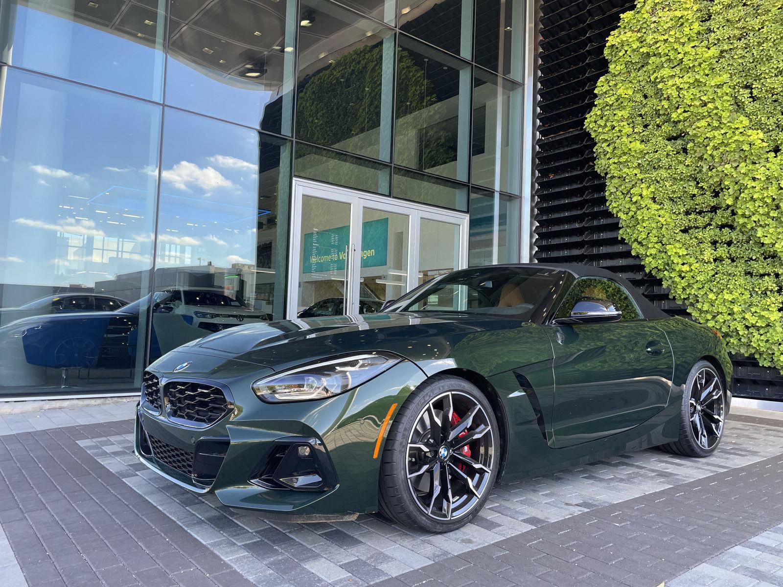 Used 2026 BMW Z4 M40i w/ Premium Package RWD image 25