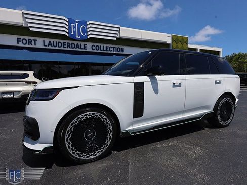 Used 2025 Land Rover Range Rover Long Wheelbase SE AWD/4WD image 1