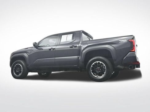 Used 2025 Toyota Tacoma TRD Off-Road w/ TRD Off Road Upgrade Package AWD/4WD image 47