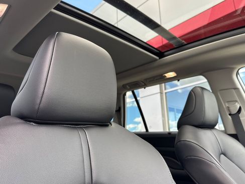 Certified 2026 Toyota Grand Highlander XLE image 25