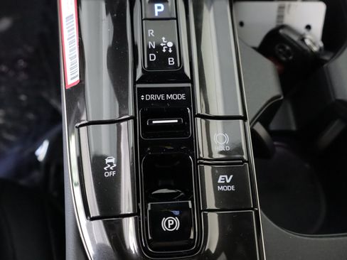 New 2026 Toyota Crown AWD/4WD image 14