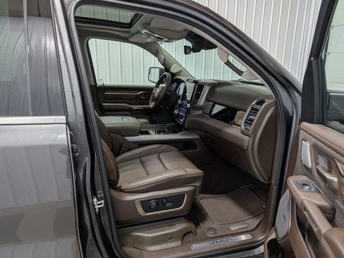 Used 2026 RAM 1500 Limited AWD/4WD image 31