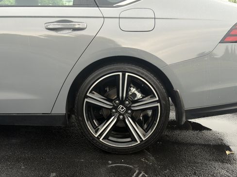 Used 2025 Honda Accord Sport image 33