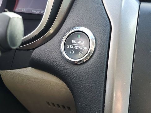 Used 2017 Ford Fusion Energi SE image 18