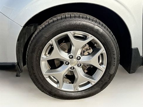 Used 2015 Subaru Forester 2.5i Touring image 39