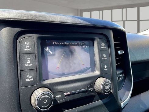Used 2020 RAM 1500 Big Horn AWD/4WD image 23