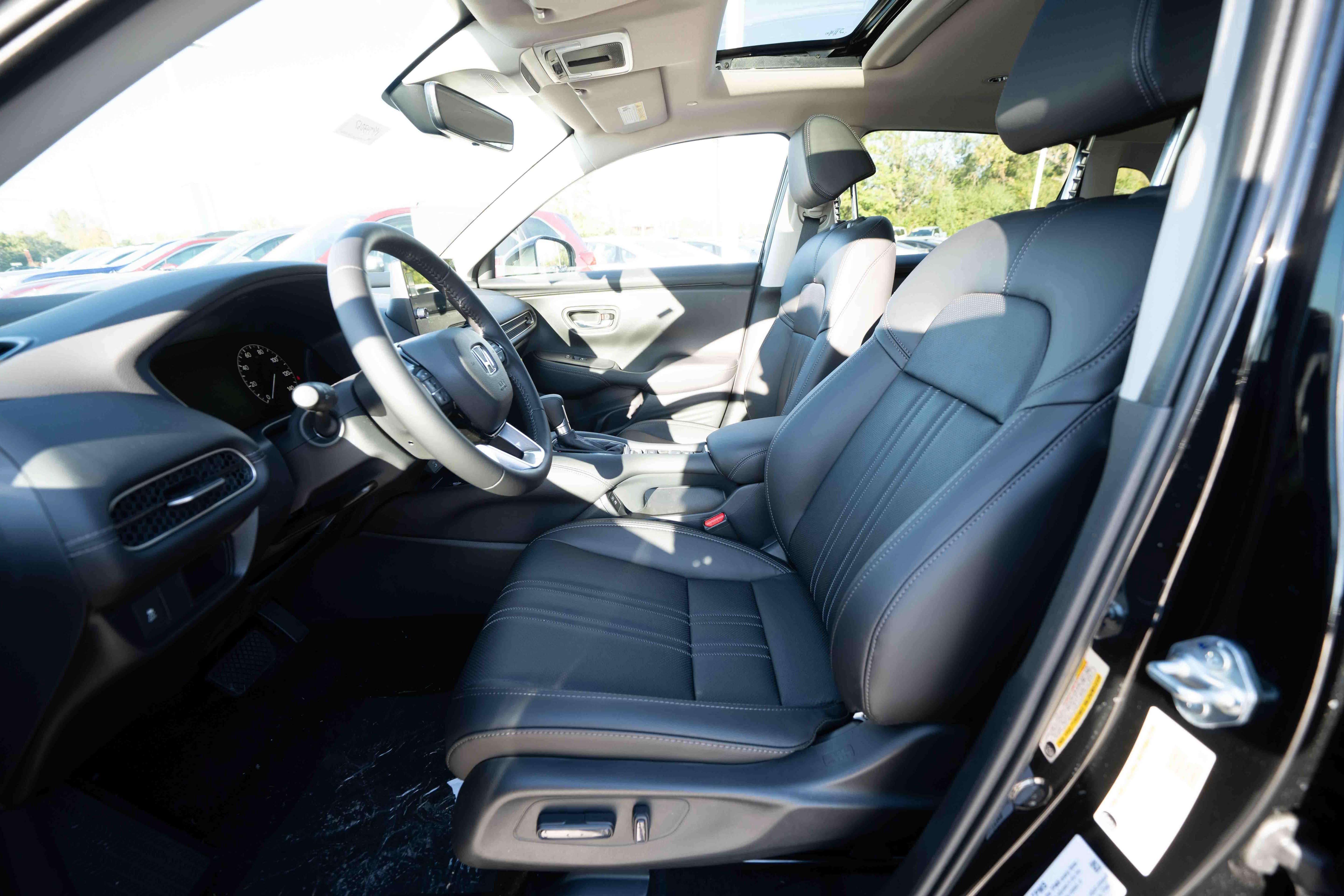 New 2027 Honda HR-V EX-L image 9