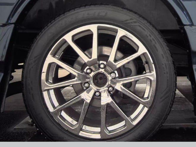 Used 2012 Chevrolet Express 1500 AWD image 9