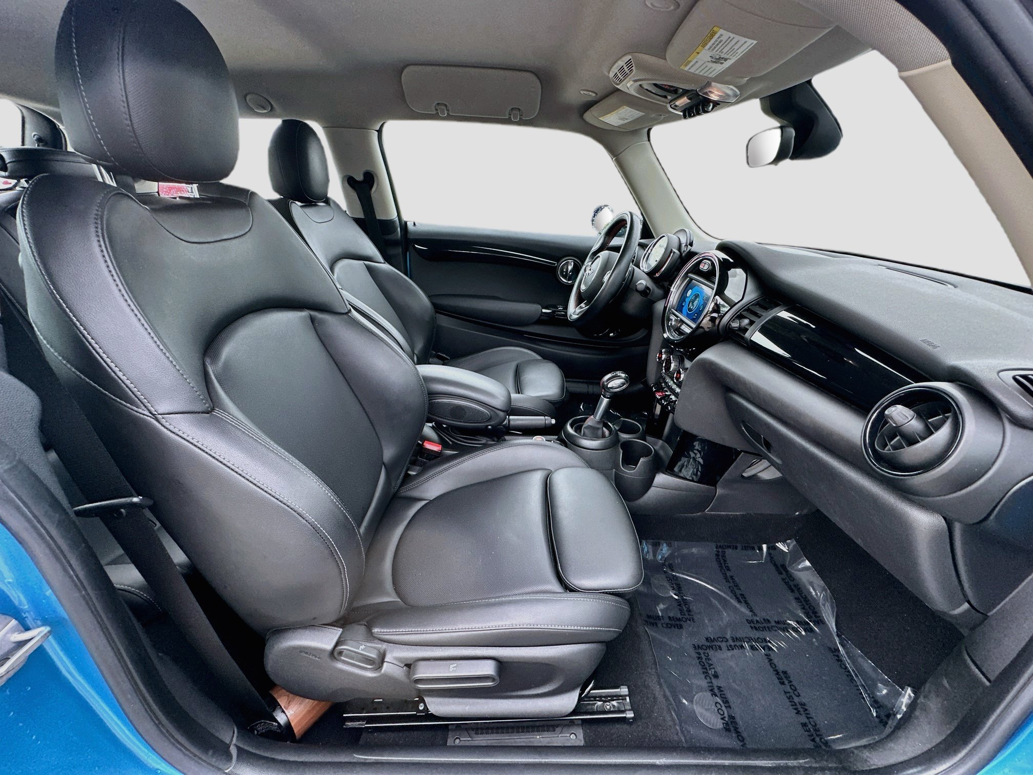 Used 2019 MINI Cooper S w/ Signature Upholstery Package FWD image 26